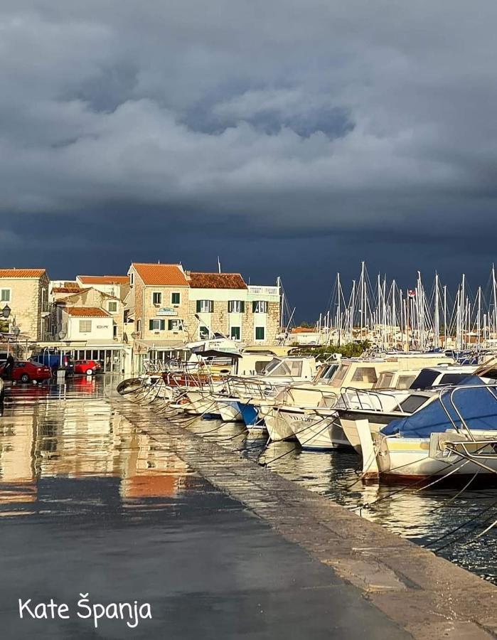 Ivisic * Vodice
