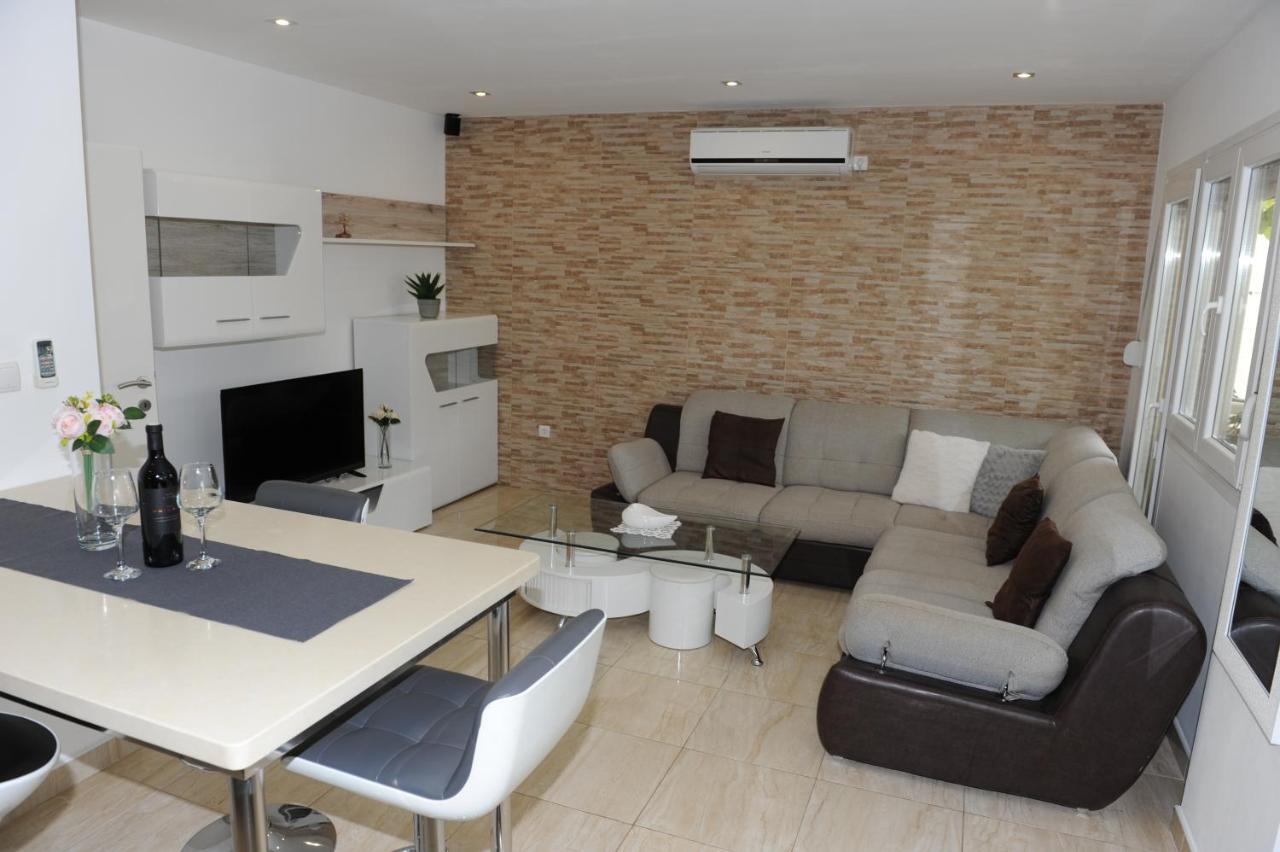 Apartment Ivisic *